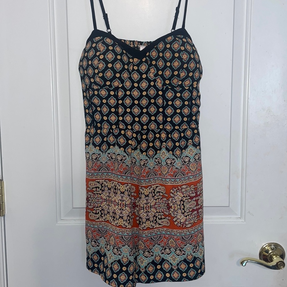 Shorts romper with pockets
